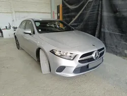 Cinza Usado 2020 Mercedes A180 Style Sedan | € 23.990 (Preço justo)