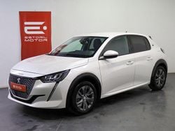 Branco Usado 2021 Peugeot e-208 Allure Citadino | € 18.500 (Preço justo)