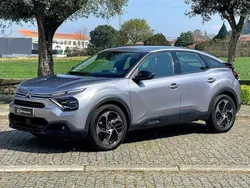 Cinzento Usado 2022 Citroën C4 Feel Citadino | € 18.450 (Preço justo)