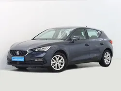 Cinzento Usado 2023 Seat Leon | € 21.900 (Preço justo)