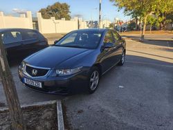 Usado 2004 Honda Accord Sedan | € 4.600