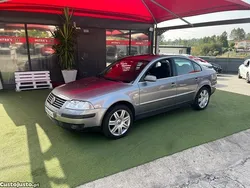 Cinza Usado 2001 VW Passat Sedan | € 4.950 (Caro)