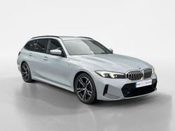 Cinza Usado 2024 BMW 320 Coupé | € 44.900 (Preço elevado)