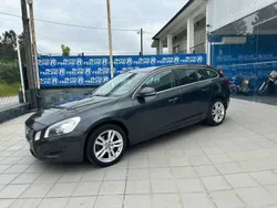 Preto Usado 2012 Volvo V60 Carrinha | € 11.900 (Preço justo)