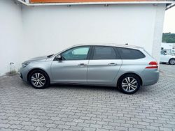 Cinzento Usado 2021 Peugeot 308 Style Sedan | € 19.900 (Caro)
