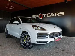 Branco Usado 2019 Porsche Cayenne SUV | € 66.490 (Bom preço)