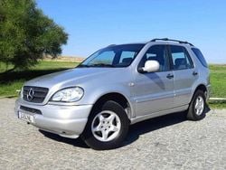 Cinzento Usado 1999 Mercedes ML230 SUV | € 7.999