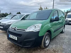 Verde Usado 2016 Citroën Berlingo Monovolume | € 10.500 (Preço justo)