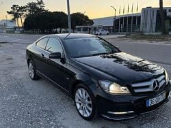 Usado 2011 Mercedes C250 Coupé | € 15.000