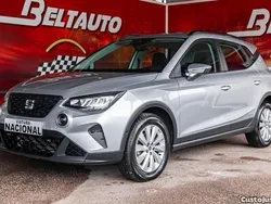 Cinza Usado 2021 Seat Arona Style SUV | € 17.800 (Preço justo)