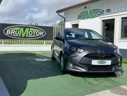 Cinzento Usado 2023 Mazda 2 Citadino | € 19.750 (Preço justo)