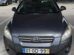 Cinzento Usado 2008 Kia Ceed Citadino | € 4.500 (Super Preço)