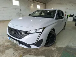 Branco Usado 2024 Peugeot e-308 Allure Citadino | € 32.700 (Preço justo)