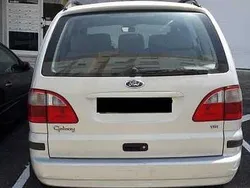 Usado 2001 Ford Galaxy Monovolume | € 3.500