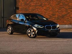 Preto Usado 2021 BMW 116 Citadino | € 23.500 (Preço justo)