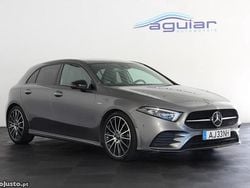 Cinza Usado 2021 Mercedes A200 AMG line Sedan | € 28.900 (Preço elevado)