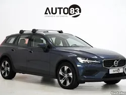 Azul Usado 2023 Volvo V60 CC Carrinha | € 49.990 (Preço justo)