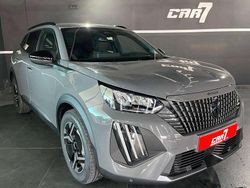 Cinza Usado 2025 Peugeot 2008 Active SUV | € 23.990 (Preço justo)