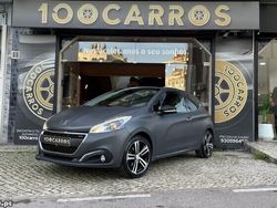 Cinza Usado 2015 Peugeot 208 GT-line Citadino | € 10.500 (Preço elevado)