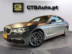 Cinza Usado 2020 BMW 530 iPerformance Sedan | € 33.900