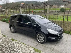 Usado 2013 Ford S-MAX S Monovolume | € 10.500 (Bom preço)