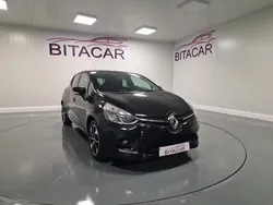 Preto Usado 2017 Renault Clio IV LIMITED Citadino | € 13.950 (Caro)