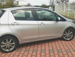 Cinzento Usado 2012 Toyota Yaris Citadino | € 6.500 (Bom preço)