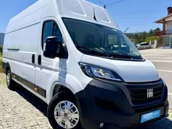 Branco Usado 2023 Fiat Ducato Van | € 29.950 (Preço elevado)