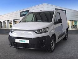 Branco Usado 2023 Fiat Doblò Monovolume | € 18.250 (Preço justo)