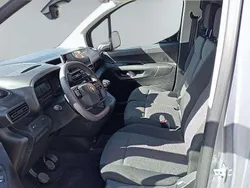 Cinza Usado 2024 Citroën Berlingo Monovolume | € 22.999 (Caro)