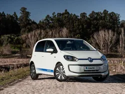 Branco Usado 2016 VW e-up! Citadino | € 16.450