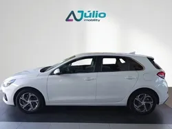 Branco Novo 2024 Hyundai i30 | € 23.500 (Preço justo)