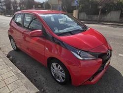 Vermelho Usado 2017 Toyota Aygo Citadino | € 10.950 (Preço elevado)