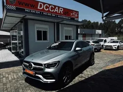 Cinzento Usado 2021 Mercedes GLC300 Citadino | € 54.870