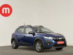 Azul Usado 2023 Dacia Sandero Expression Citadino | € 16.699 (Preço justo)
