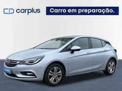 Cinzento Usado 2017 Opel Astra Dynamic | € 13.900 (Preço elevado)
