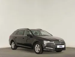 Preto Usado 2023 Skoda Superb Ambition Carrinha | € 32.990 (Preço justo)