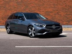 Cinzento Usado 2023 Mercedes C200 Avantgarde Carrinha | € 35.000 (Preço justo)