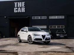 Branco Usado 2017 Alfa Romeo Stelvio Ti SUV | € 29.400 (Preço elevado)