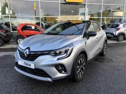Cinzento Usado 2023 Renault Captur Techno SUV | € 29.850 (Caro)