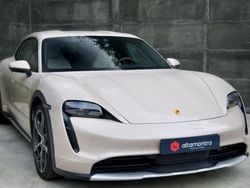 Branco Novo 2025 Porsche Taycan Sedan | € 105.900