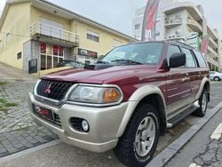Vermelho Usado 2001 Mitsubishi Pajero SUV | € 9.900 (Preço justo)