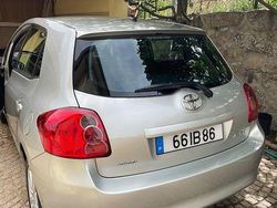 Usado 2009 Toyota Auris Sol Sedan | € 7.800 (Preço justo)