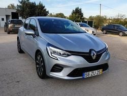 Cinza Usado 2020 Renault Clio V Intens Citadino | € 13.980 (Preço justo)