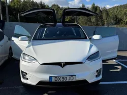 Branco Usado 2018 Tesla Model X SUV | € 32.470