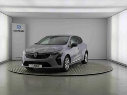 Cinzento Usado 2024 Renault Clio V Evolution Citadino | € 18.300 (Preço justo)