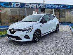 Branco Usado 2021 Renault Clio V Intens | € 12.900 (Bom preço)