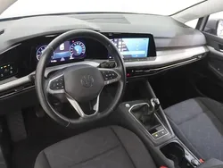 Cinzento Usado 2023 VW Golf VIII | € 21.900 (Preço justo)
