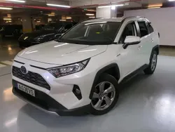 Branco Usado 2021 Toyota RAV4 Hybrid Comfort SUV | € 36.990 (Preço justo)