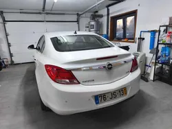 Branco Usado 2010 Opel Insignia Sedan | € 7.000 (Bom preço)